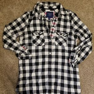 Plaid 3/4 sleeve top!